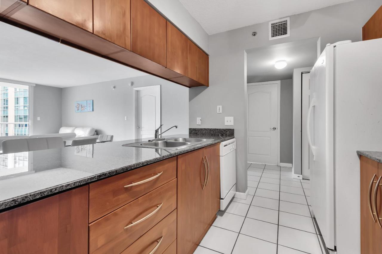 The Club At Brickell Bay Luxury Suites Miami Extérieur photo